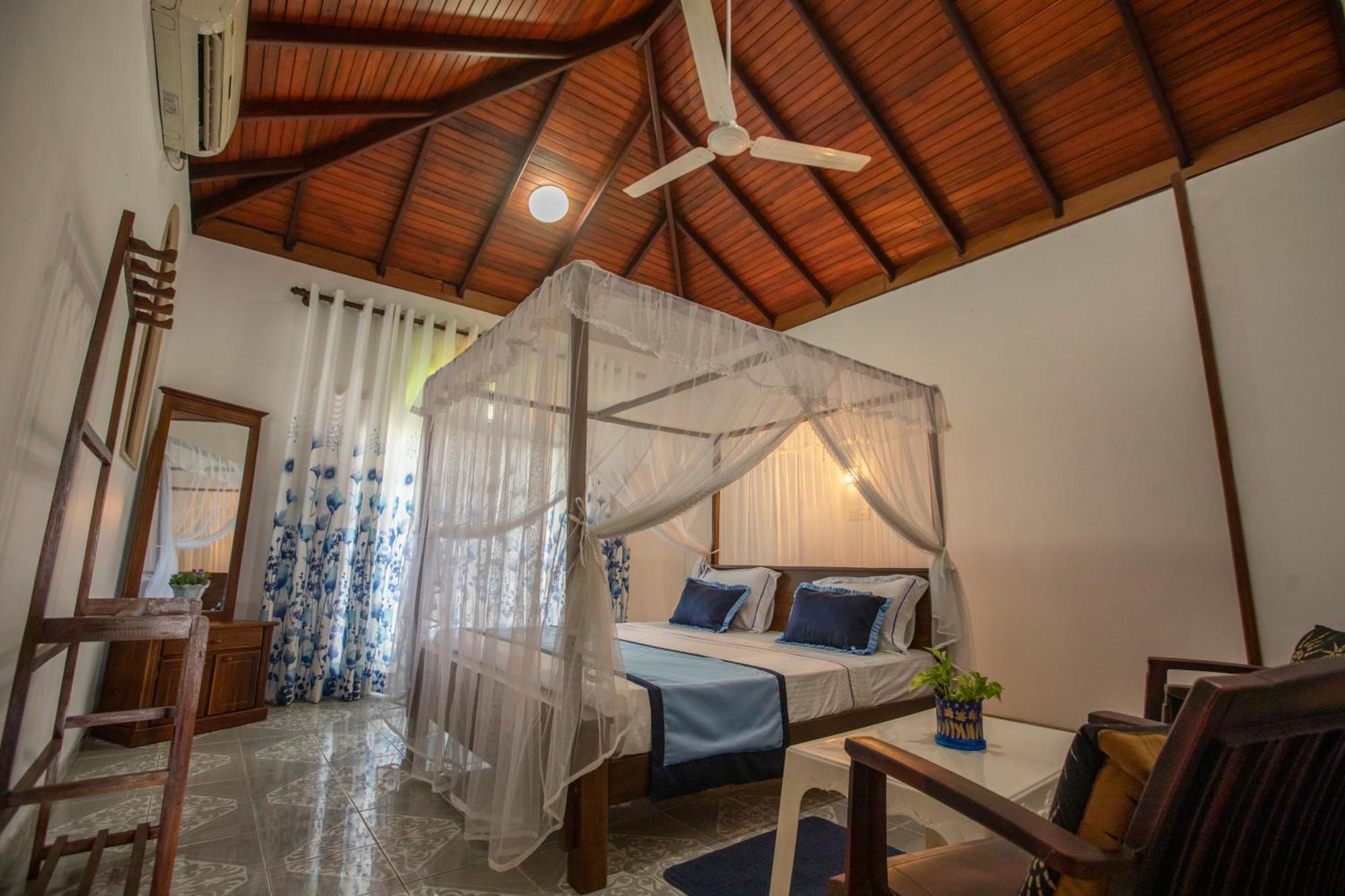 Three Shades Bed & Breakfast Galle Bagian luar foto