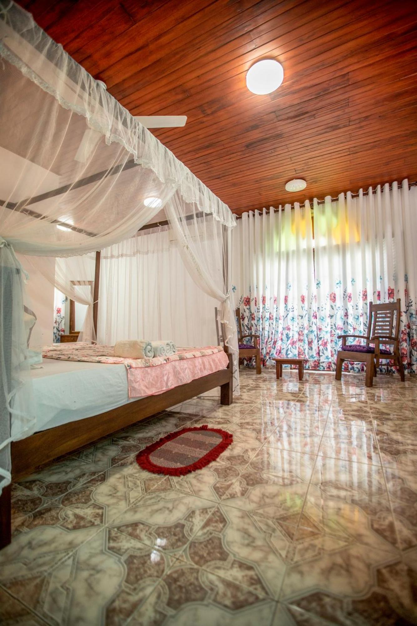 Three Shades Bed & Breakfast Galle Bagian luar foto
